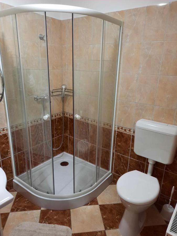 Ambrozia Guesthouse Надьканіжа Екстер'єр фото