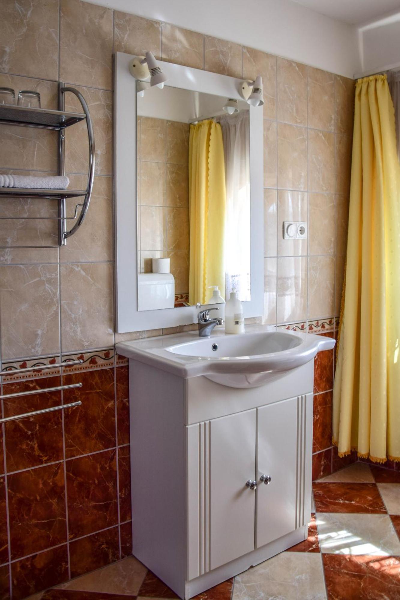 Ambrozia Guesthouse Надьканіжа Екстер'єр фото