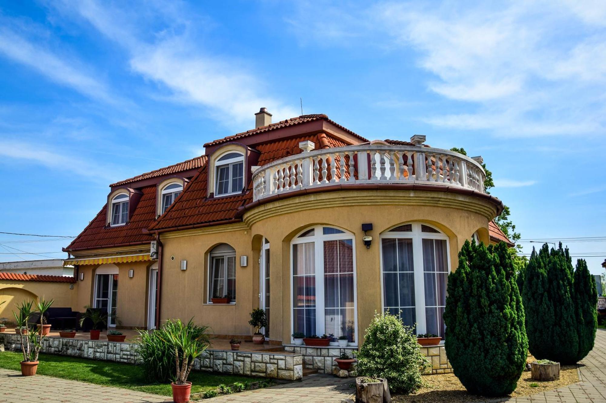 Ambrozia Guesthouse Надьканіжа Екстер'єр фото
